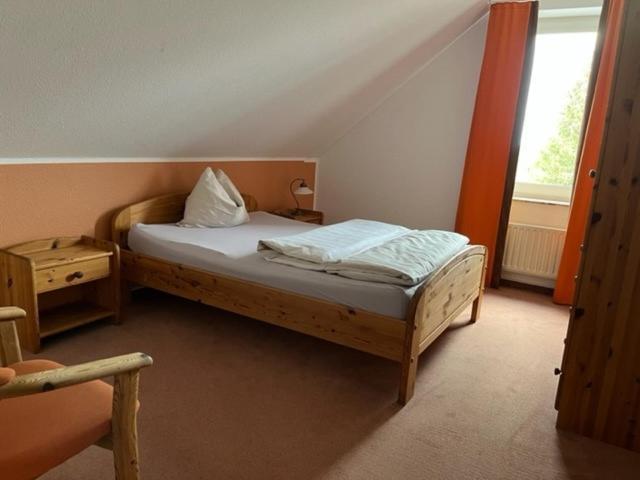 Neustaedter Hof Hotel Garni Neustadt am Rübenberge Екстериор снимка