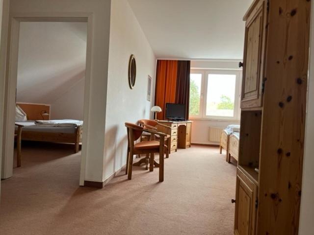 Neustaedter Hof Hotel Garni Neustadt am Rübenberge Екстериор снимка